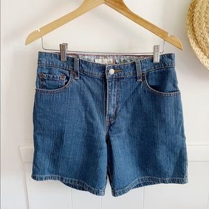 Levi’s shirt size 8